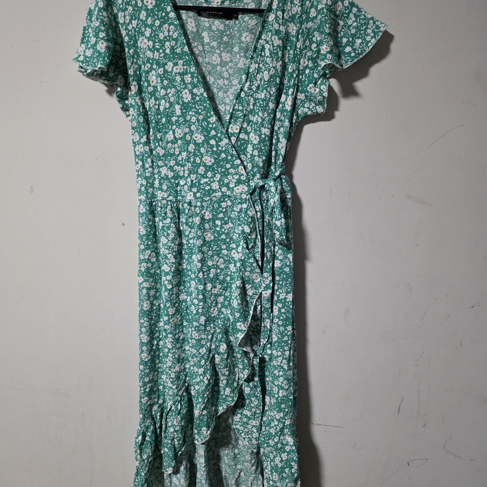 Green Floral Wrap Midi Dress with Ruffle Trim